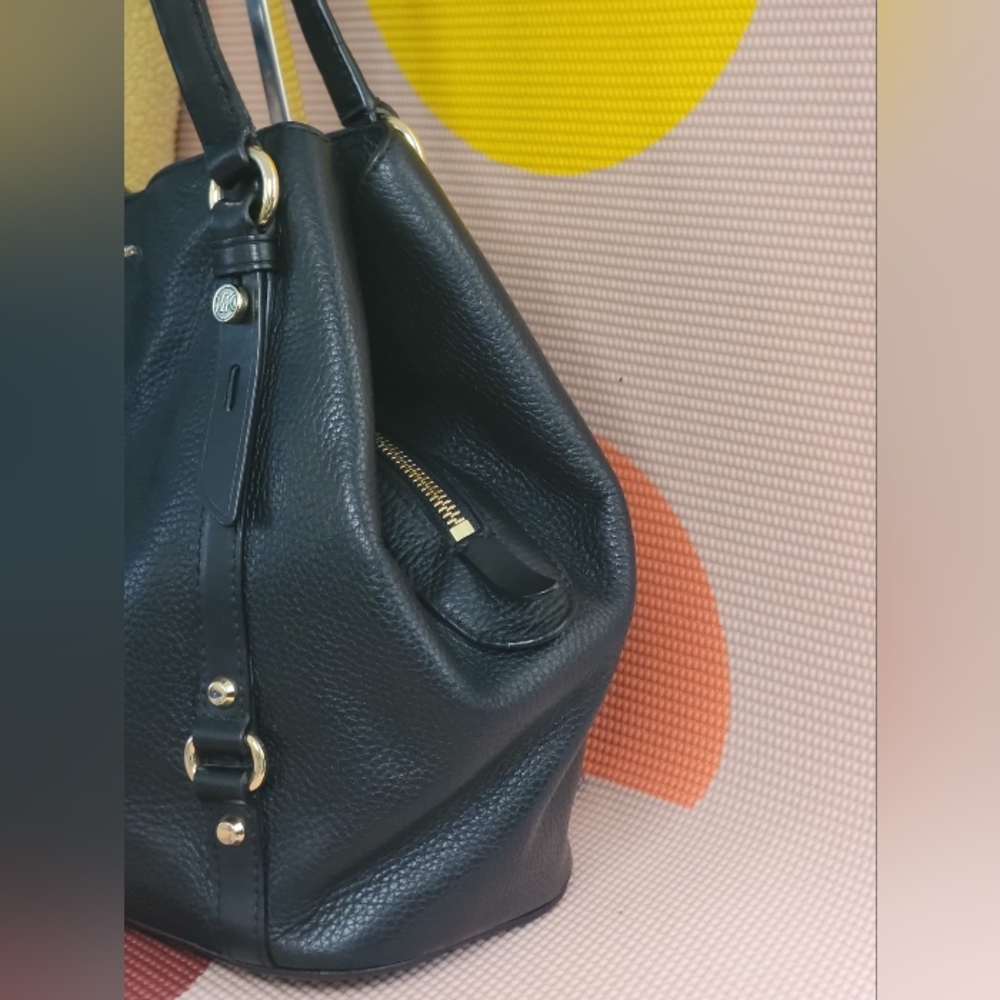 👑LOWSTART Excellent Used Condition Leather 3 Compartment MK Shouldebag - Picture 7 of 13